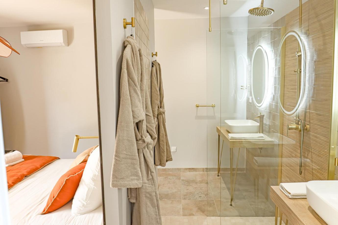 Les Gites De Laure - L'Eden Romantique, Chambres Hotes, Spa Prive, Couloir De Nage, Adults Only Malves-en-Minervois Εξωτερικό φωτογραφία